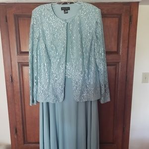 Jessica Howard mother of the bride dress